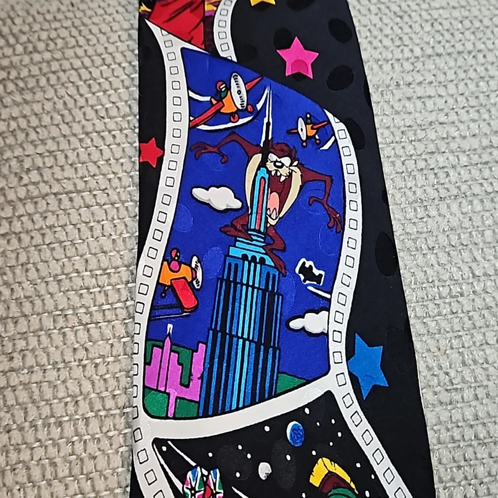 Vintage Looney Tune Mania Tie Necktie Silk Hand Made Warner Bros